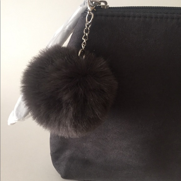 Lancome Gray Wristlet/Cosmetic Bag Brand New - Picture 3 of 7